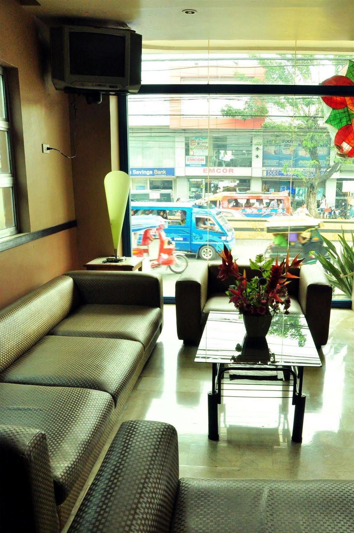 Gv Hotel Talisay Cebu Exterior photo